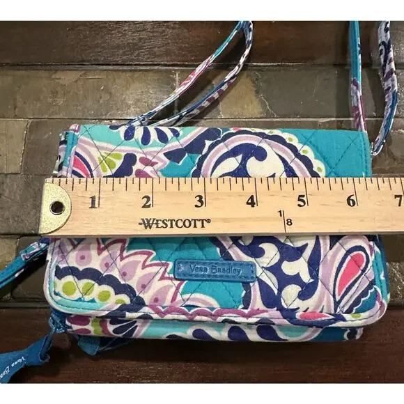 Vera Bradley Cross Body Wallet Purse Beautiful Design - Picture 3 of 8